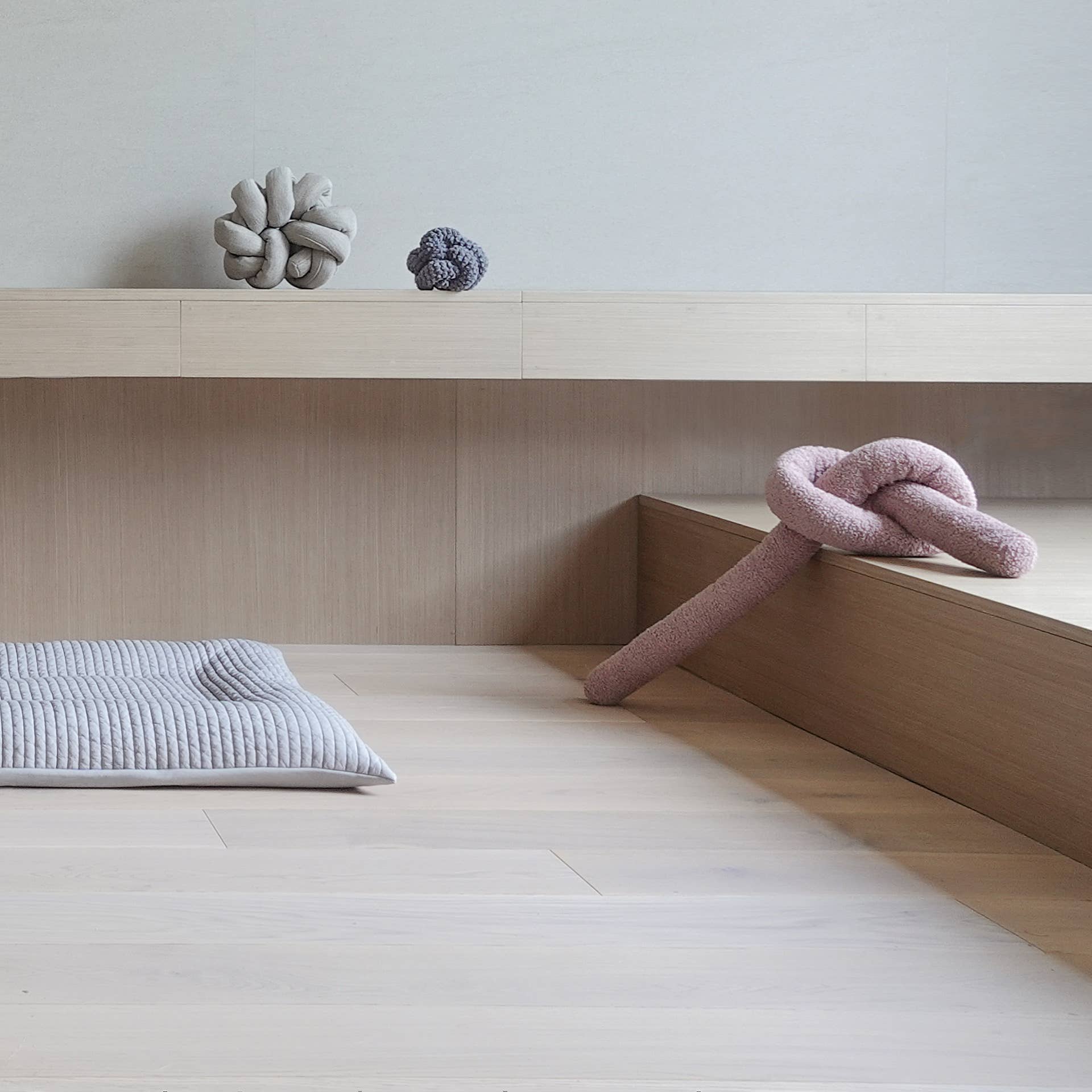 O NOU Toy - Oversized + Squeaky + Teddy Plush